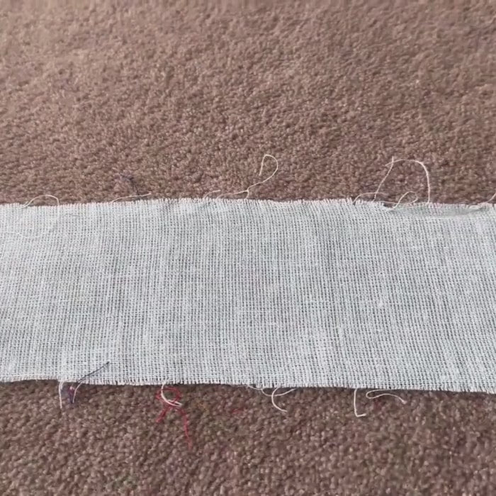 video shocasing linen roll with raw edges